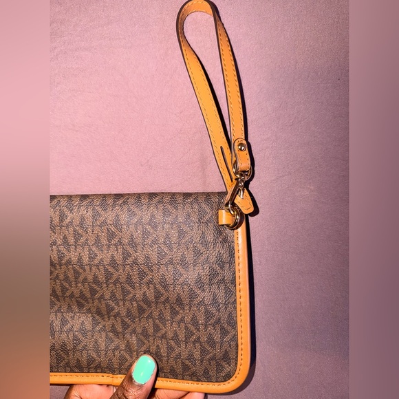 Michael Kors Monogram Wristlet Clutch – Brown & Tan - Picture 4 of 4